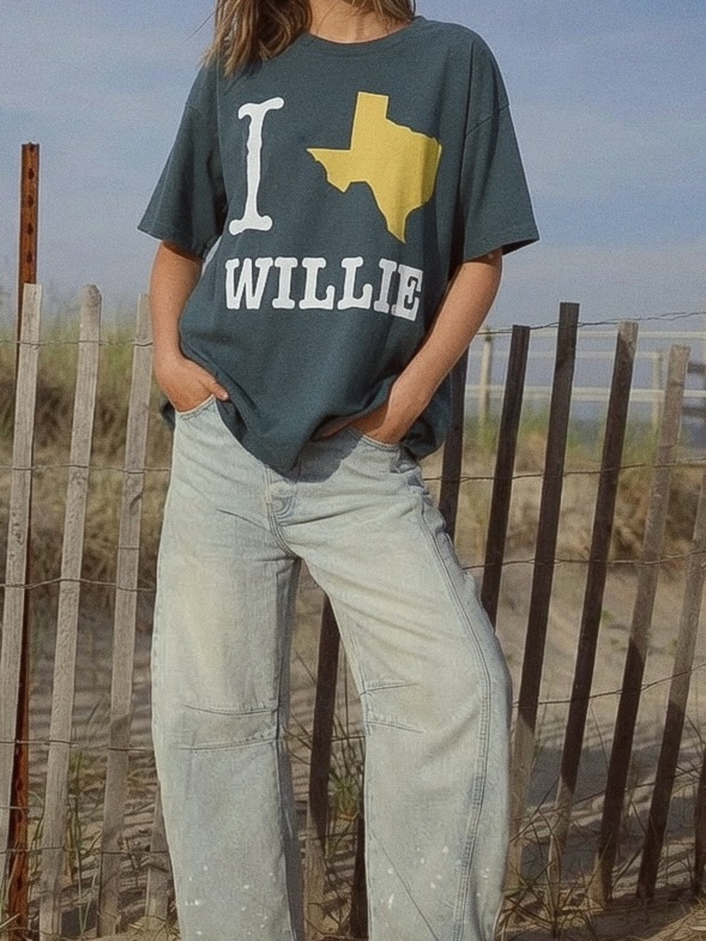Daydreamer Willie Nelson Tee